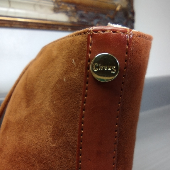 Circus by Sam Edelman "Kiera" Pre-owned Faux Suede Block Heel Lace Up w/Zip Side - Picture 9 of 13